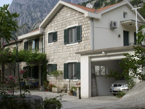 House in Kotor # 1339